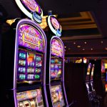 Play the online slots game with your friends